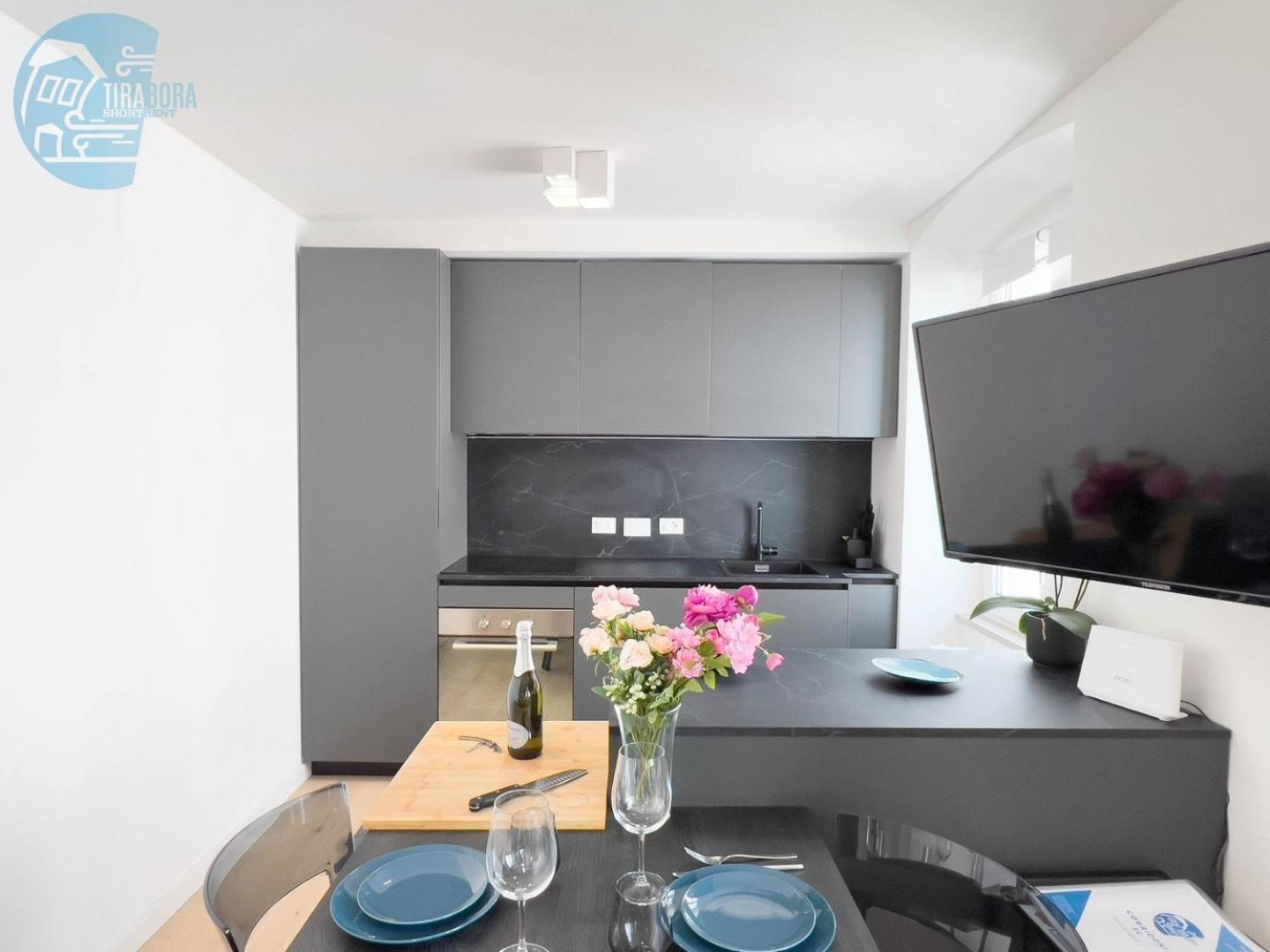 Corridoni 3C Tirabora Short Rent Apartment Триест Екстериор снимка